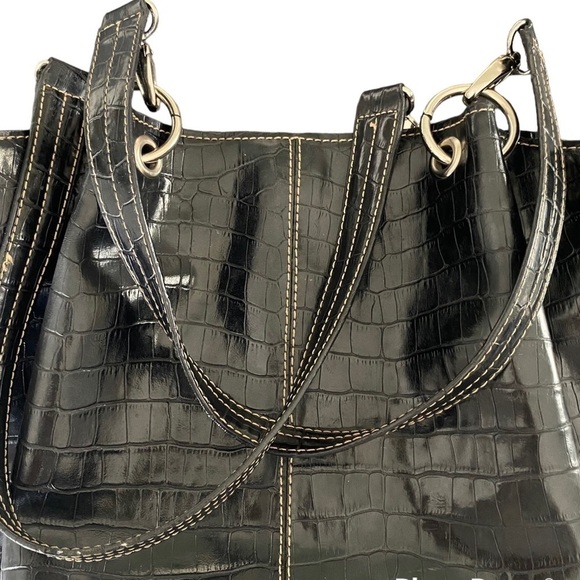 NINE WEST Faux Crocodile Patent Leather Shoulder Bag w/Matching Wristlet, Black - Picture 2 of 16